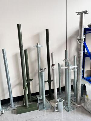 Регулируемый полый винтовой домкрат из стали для тяжелых условий эксплуатации для строительных лесов и строительства